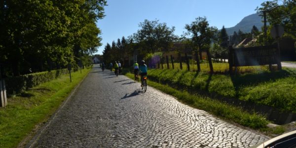 “Születéstől a vértanúságig” – kerékpáros zarándoklat Bódi Magdi nyomában