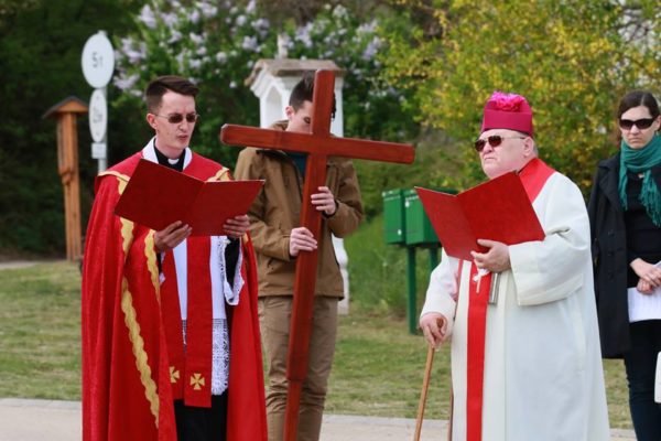 Nagypénteki keresztút Palóznakon